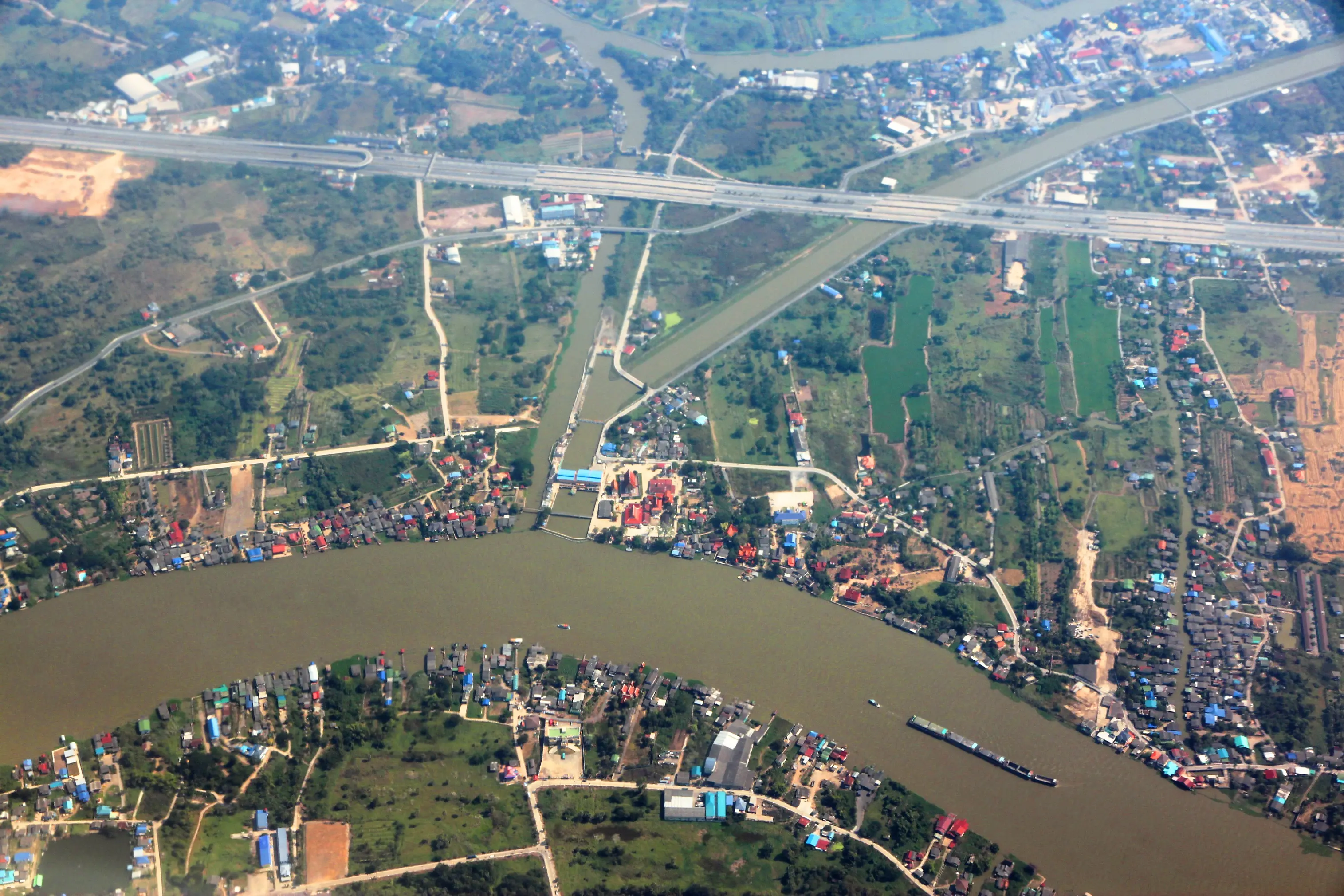 รีสอร์ตริมเจ้าพระยา