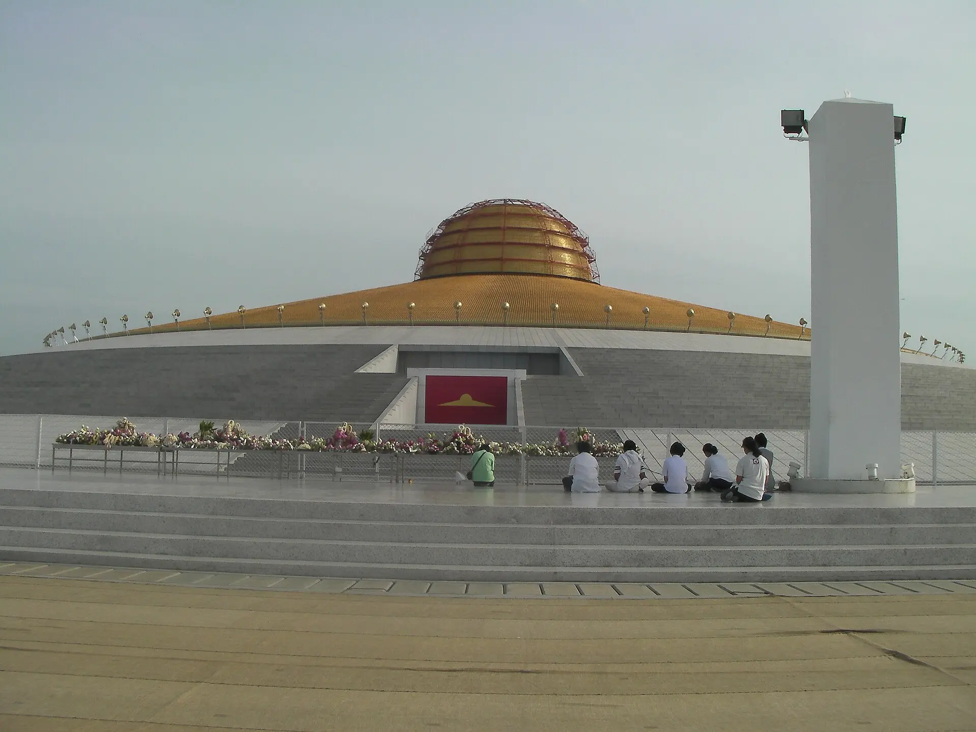 วัดพระธรรมกาย จังหวัดปทุมธานี