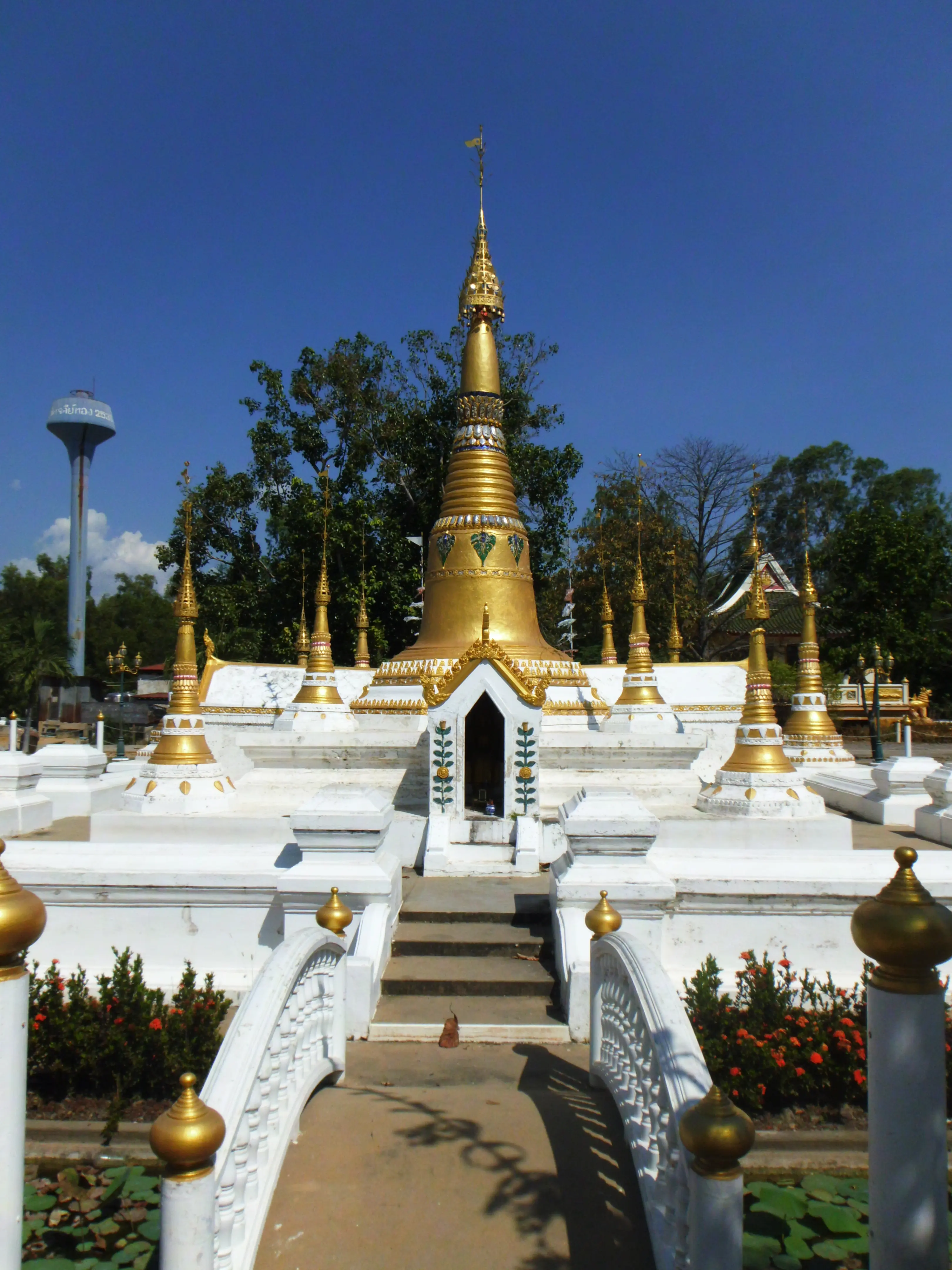 ตลาดโบราณสามโคก